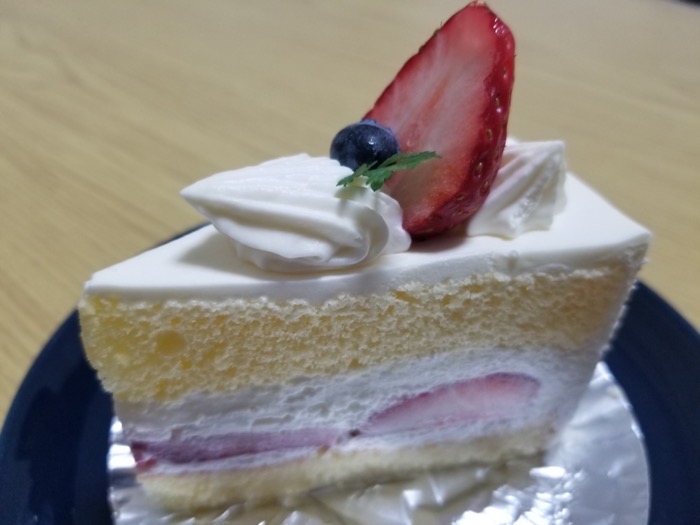 パティスリーラ・シエストのショートケーキ パティスリーラ・シエストのショートケーキ